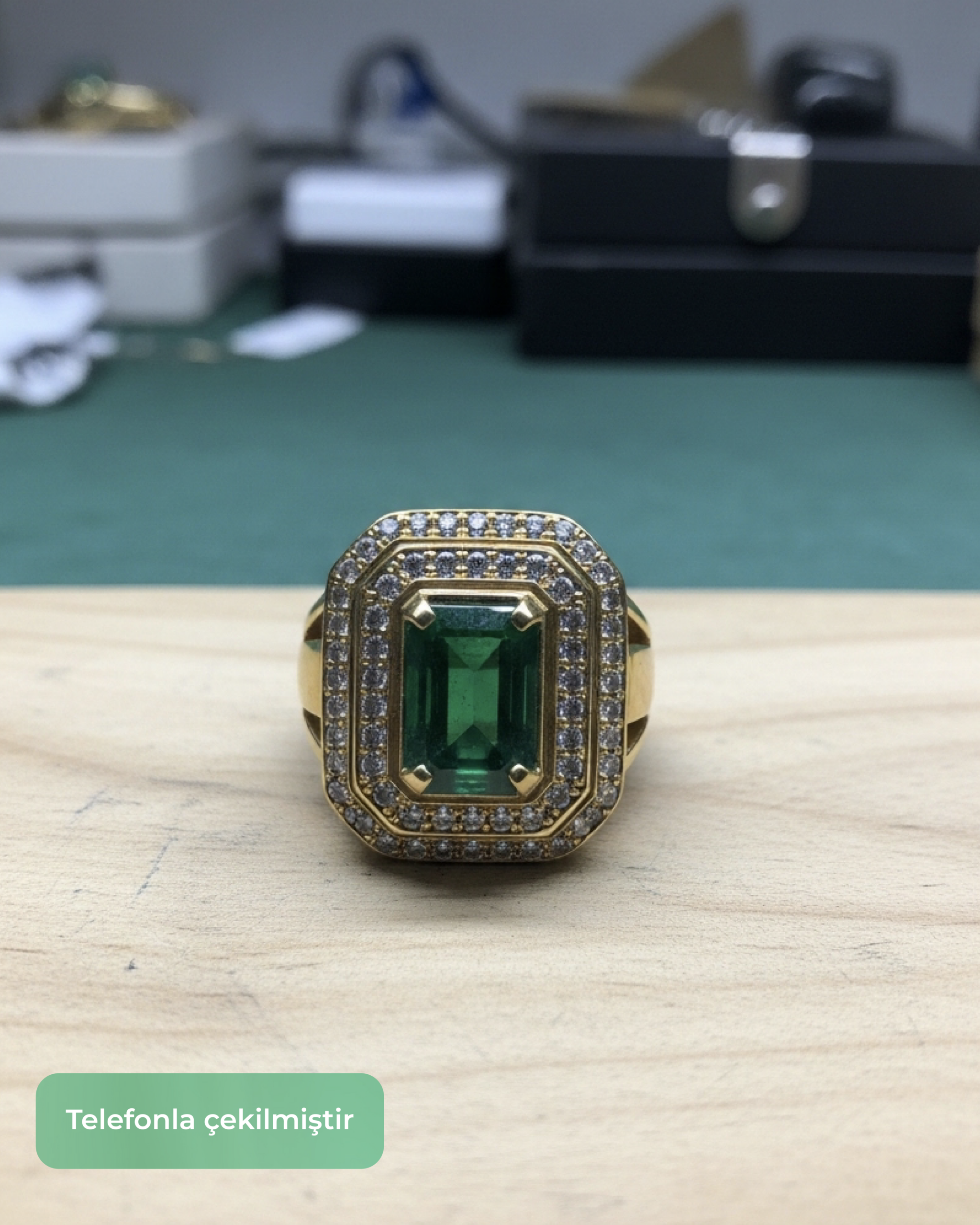 Zümrüt Yüzük Görseli